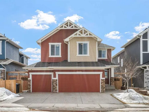 209 NE Sandpiper Cres, Chestermere, AB T1X 0Y4