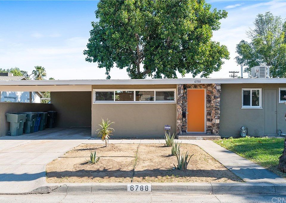 1st image of 6788 Fig St