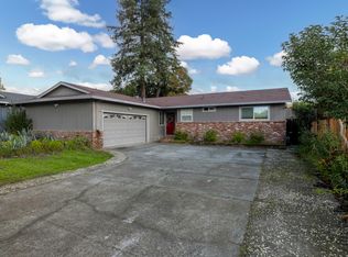 940 Baird Rd, Santa Rosa, CA 95409