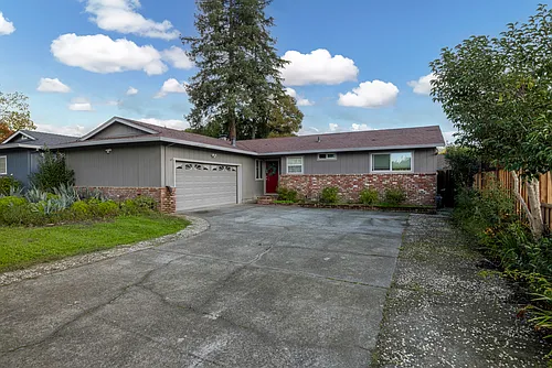 940 Baird Rd Photo 1