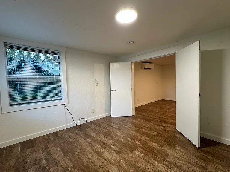 68 NE Stanton St #1K — Photo 14