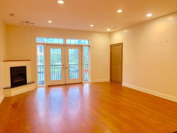 5th image of 5168 S Michigan Ave Unit 1N