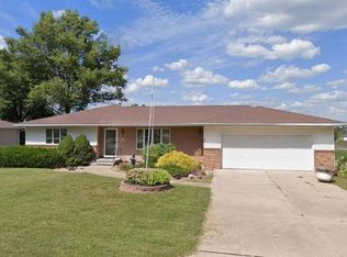 603 Center St, Stanton, IA 51573