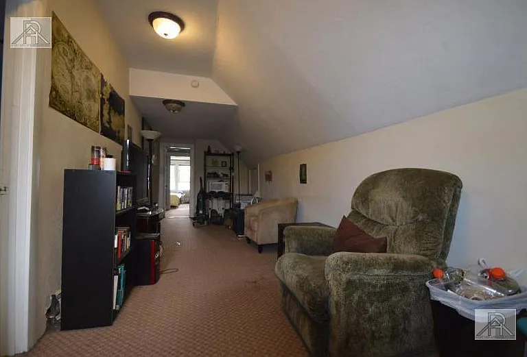 215-217 Boston Ave #2 — Photo 3