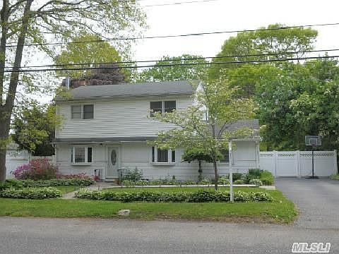 1st image of 17 Audrey Ln