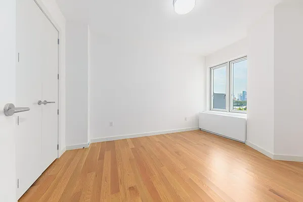 Rented by Keller Williams NYC | media 7
