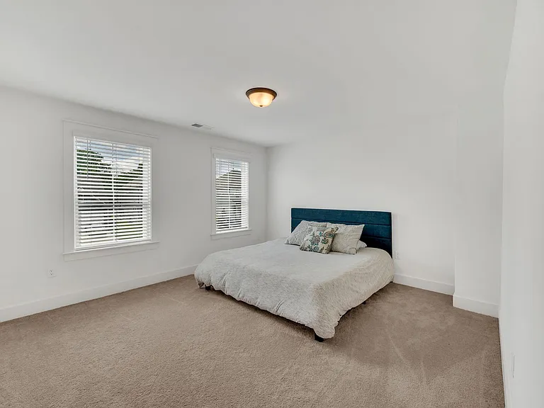 261 Cornice Dr — Photo 34