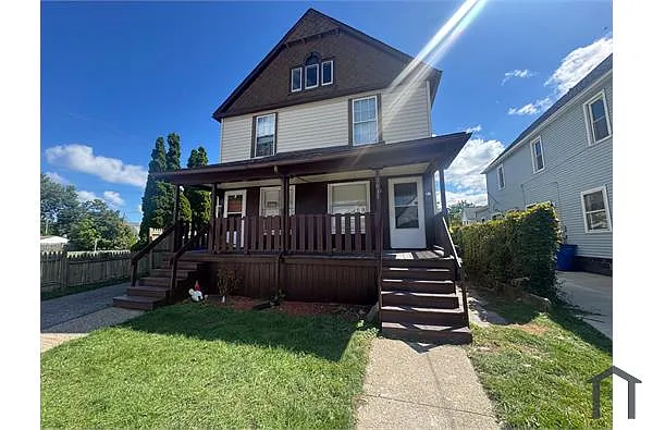 3031 W 104th St photo 1