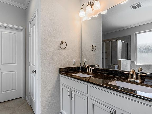 3rd image of 16155 Fairway Creek Cir