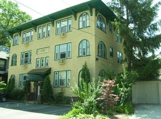 111 Everett Ave APT 4, Providence, RI 02906