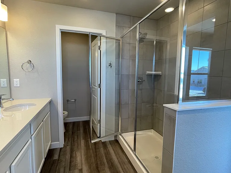922 Colorado River Ave — Photo 14