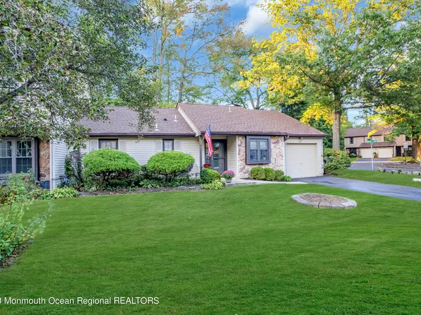 62 Hunters Run, Oceanport, NJ 07757