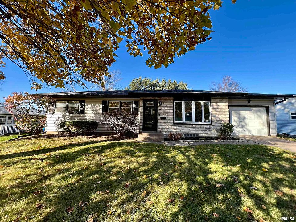 1st image of 62 Parklane Cir