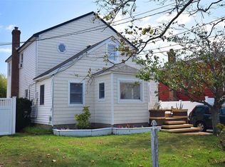 561 Fire Island Ave, Babylon, NY 11702
