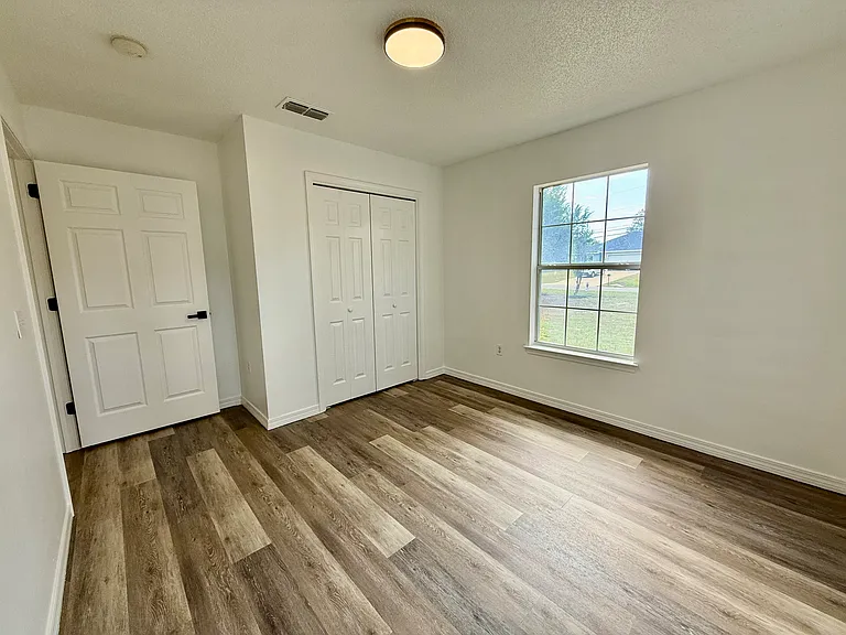 3042 Tiffany Ln — Photo 14