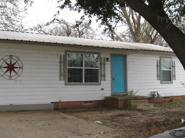 670 Reagan St, Frankston, TX 75763