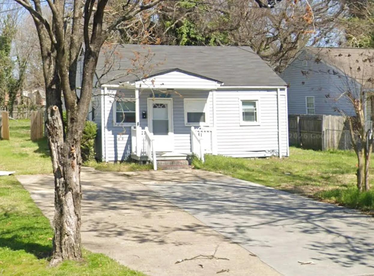 3 bed, 1246 sqft, $2,400 — Photo 1