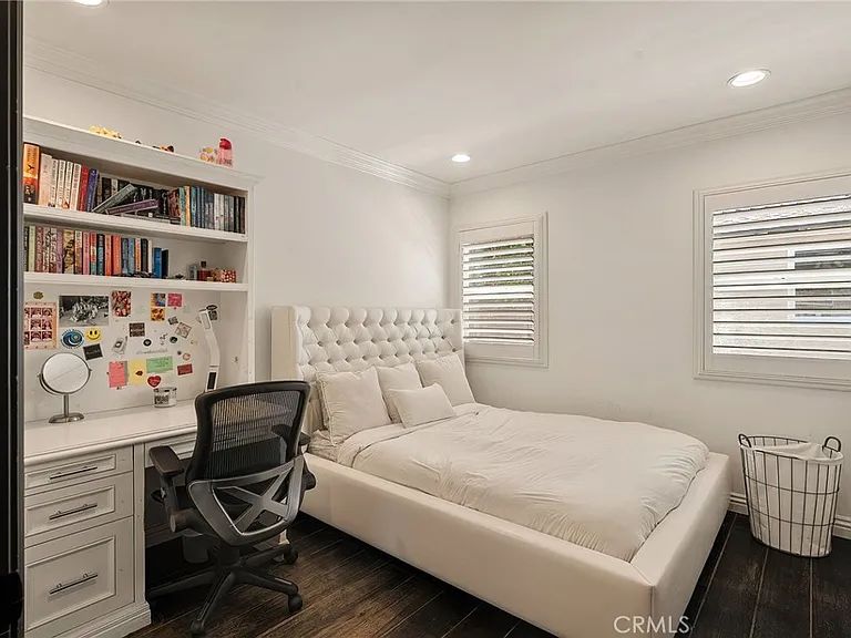 5330 Natick Ave — Photo 23