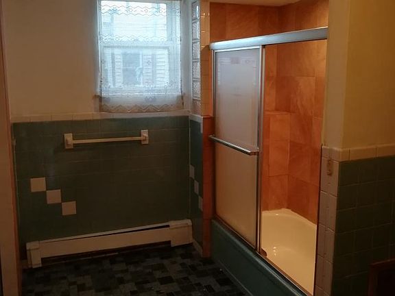 5th image of 2608 S Beulah St