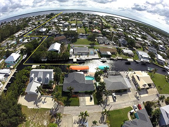 3rd image of 3589 Outrigger Ln