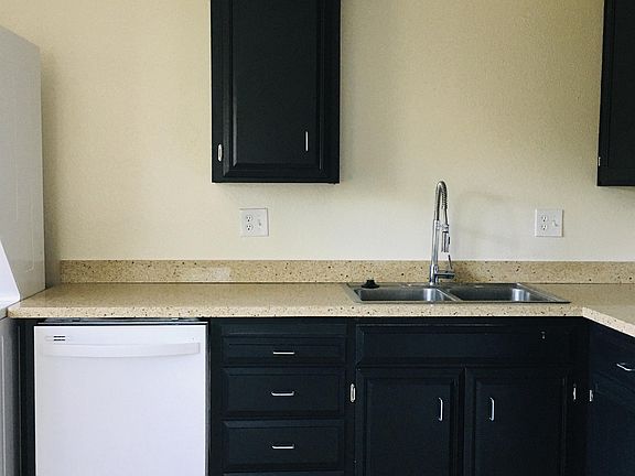 4th image of 209 Wright Ln APT 2