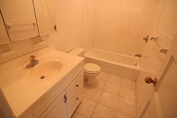 Rented by Guidance Realty Corp. | media 17