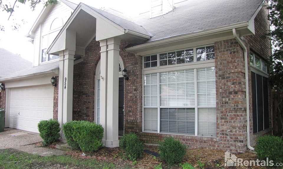1st image of 954 Freshwood Ct