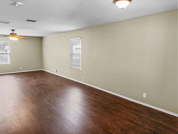3rd image of 6206 Amherst Bay