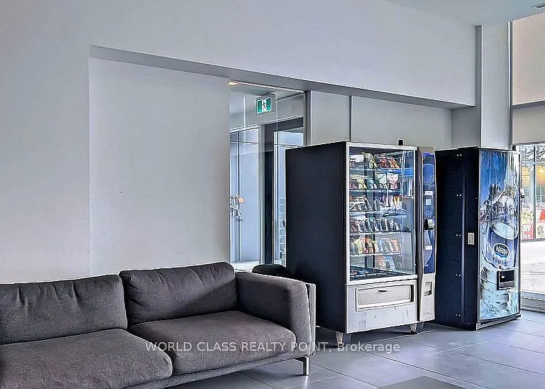 1900 Simcoe St N #633 — Photo 2