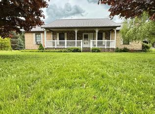20 Valley View Dr, Warren, PA 16365