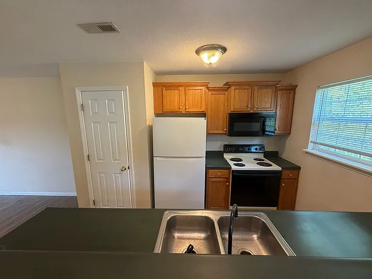 5005 Kirk Hill Rd — Photo 13