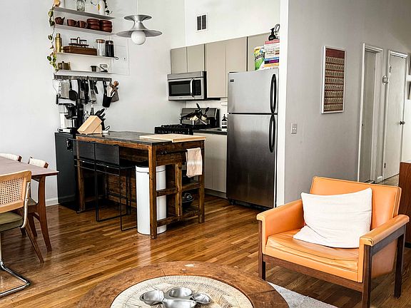 4th image of 7 Oliver St APT 1