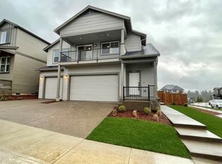 16646 SW Botany Bay Ln, Tigard, OR 97224