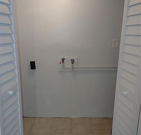 4th image of 9324 Culpeper Ave
