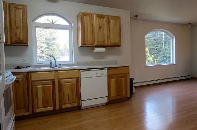 1507 Clytice Ln #A — Photo 6