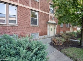 3949 N Saint Louis Ave #2, Chicago, IL 60618