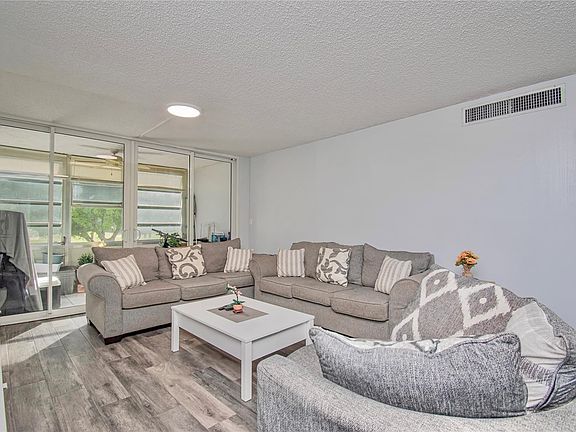 5th image of 9410 Tangerine Place #207