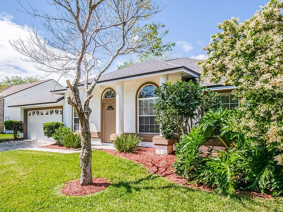 1st image of 2064 Hovington Cir W