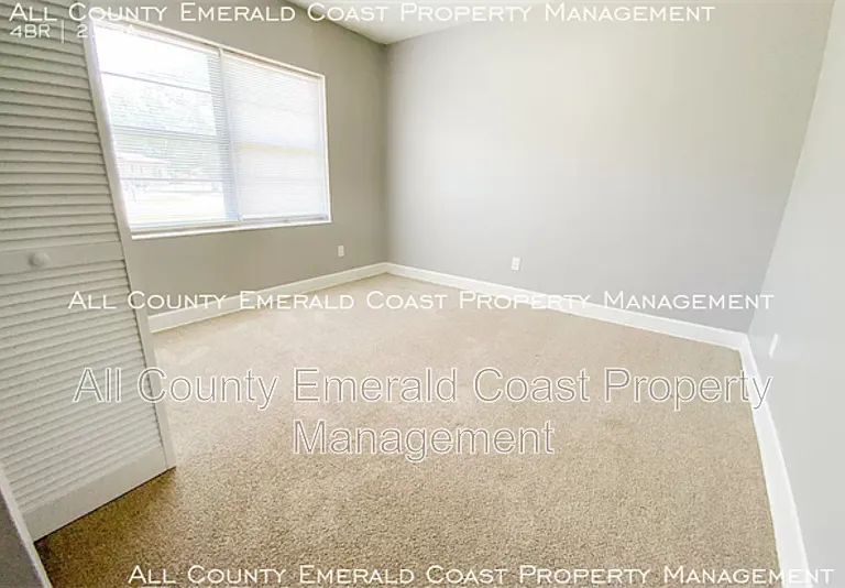 521 Marlowe Dr — Photo 13