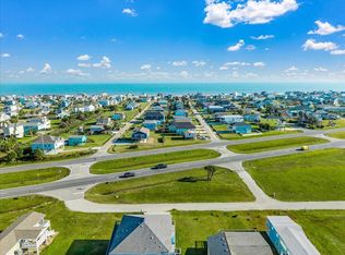 14115 Miramar Dr, Galveston, TX 77554