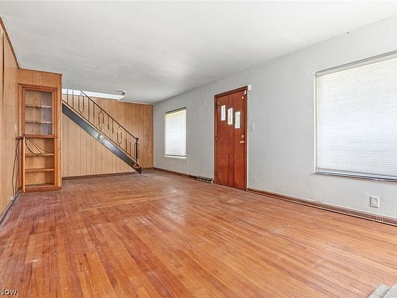 4th image of 3849 Parkman Rd