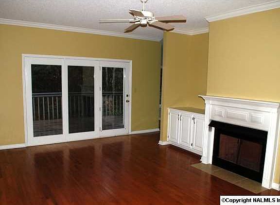 4th image of 306 Treetop Dr NE
