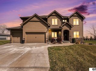 13015 S 219th St, Gretna, NE 68028