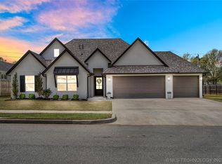 508 E 130th Pl S, Jenks, OK 74037