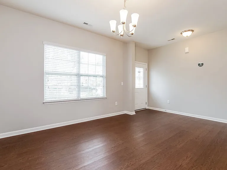 3616 Waleback Ln — Photo 6