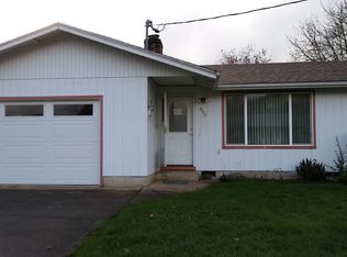 930 NE Jenny Ln, Myrtle Creek, OR 97457