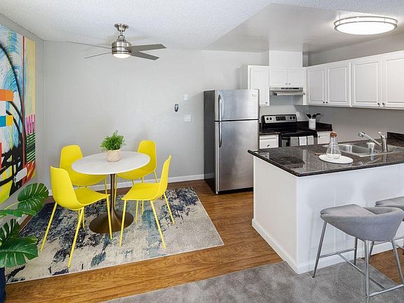 3rd image of 555 S Park Victoria Dr #4t8hhgzrg