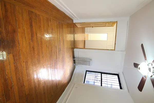 Rented by Crosstown Apartments NYC | media 32