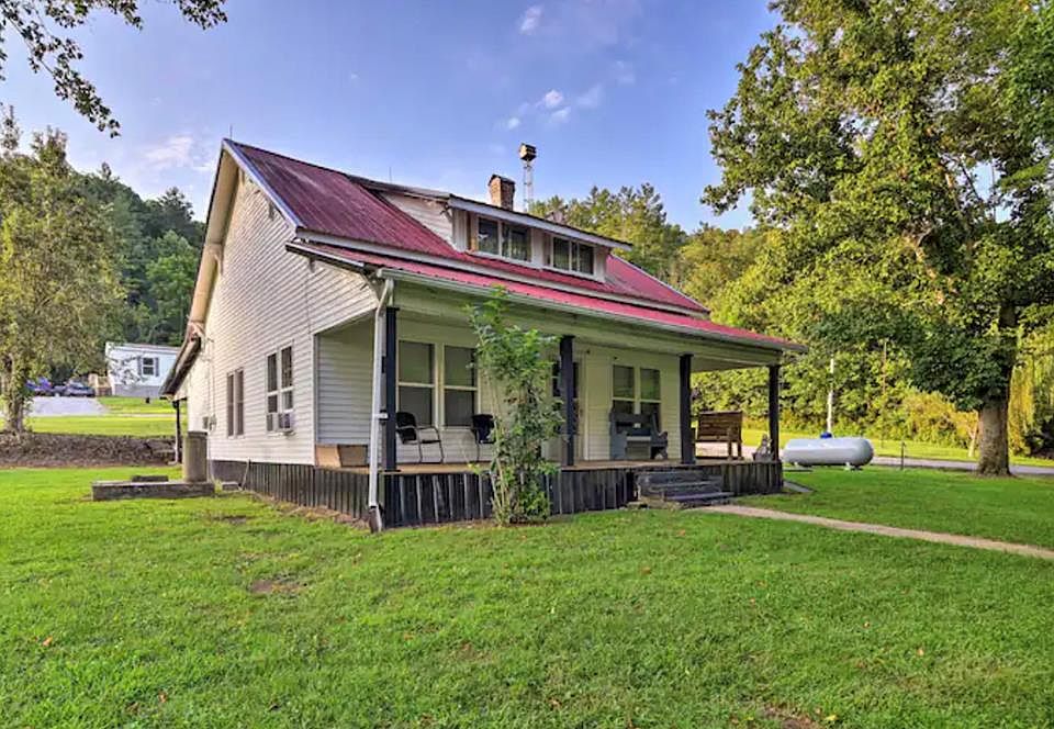 6365 Albany Rd, Burkesville, KY 42717 Zillow