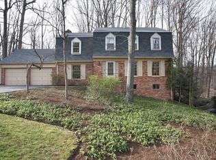 9909 Autumnwood Way, Rockville, MD 20854